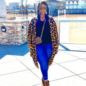 Meet your Posher, Sheena